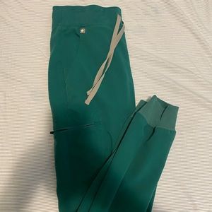 Hunter Green Figs Scrubs